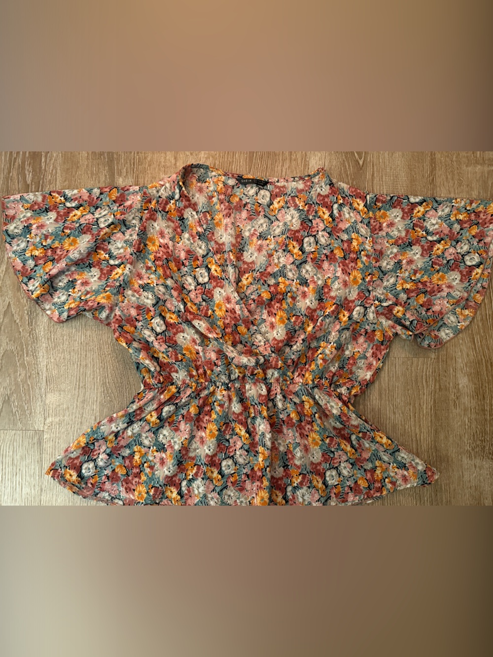 Floral Twist-Front Women’s Top in Multicolor